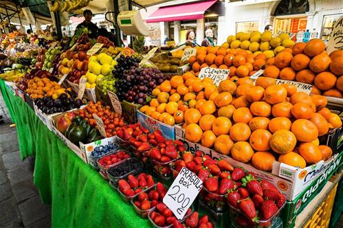 vegetable-market-g4da4565be_1280.jpg