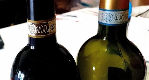 -15_-_ITALY_-_DOCG_and_DOC_wine_.jpg