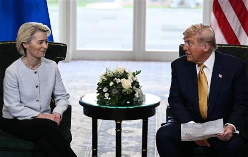 vonderlyen trump.jpg